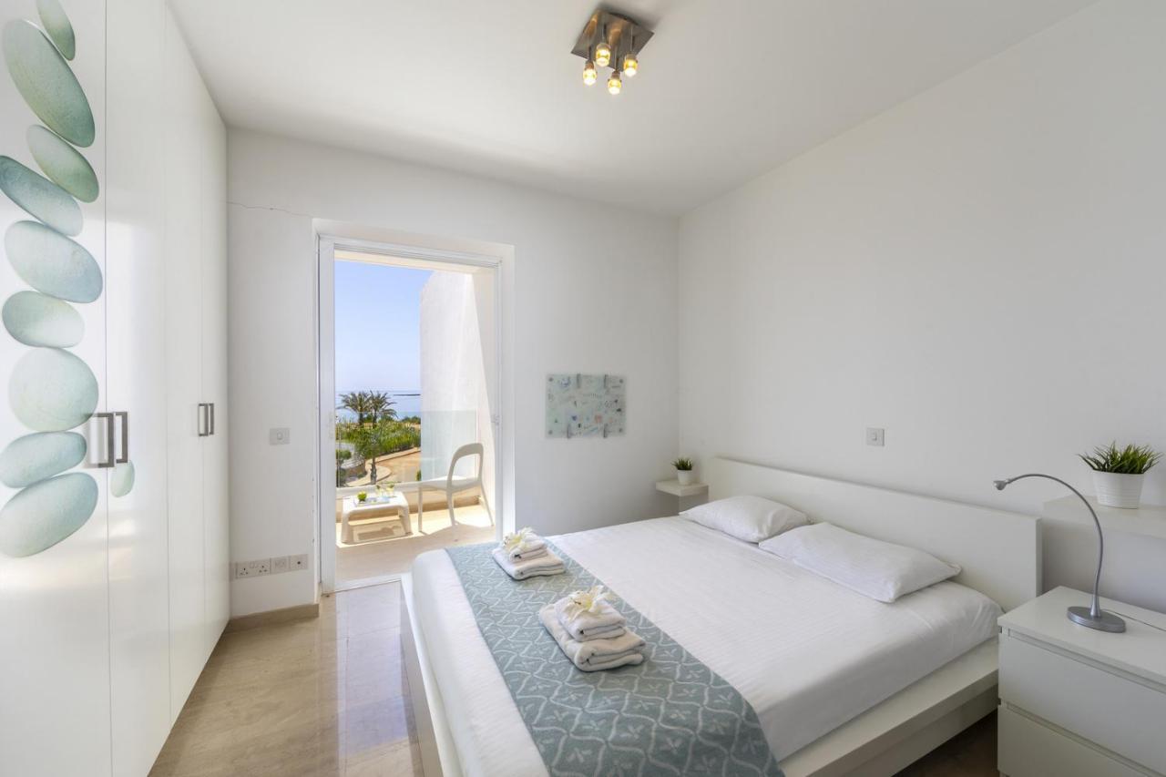 Protaras Villa Kalena Seafront Exterior photo